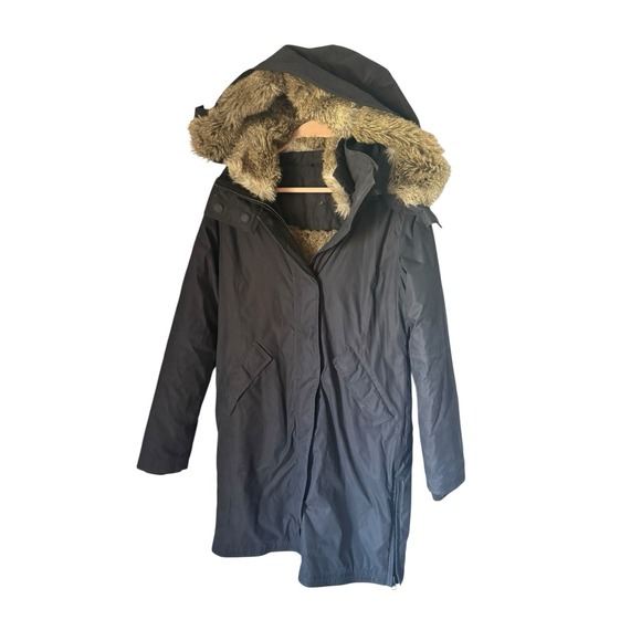 Aritzia Babaton Oskar‎ Parka Hooded Faux Fur Jacket Black Women's Size small